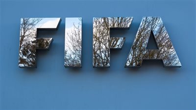 الفيفا يخصص 16 مليون دولار لتعويض اللاعبين اعبين الذين لم يتقاضوا رواتبهم خلال الفترة الماضية