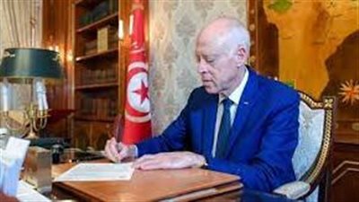  الرئيس التونسي يؤكد رفض إجراء محادثات مع من حاولوا إسقاط الدولة