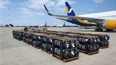 واشنطن: بدء تسليم أسلحة ومعدات عسكرية جديدة لأوكرانيا