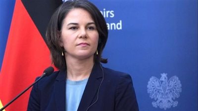 وزيرة الخارجية الألمانية تعلن عن موقف رافض لفرض حظر على إمدادات الغاز الروسي