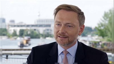 ماذا قال وزير المالية الألماني حول الحرب الروسية في أوكرانيا؟