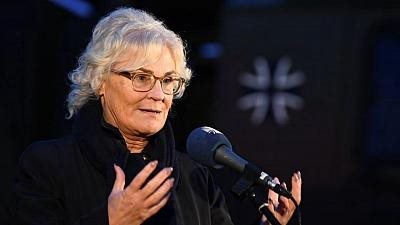 وزيرة الدفاع الألمانية: لا مجال لتوريد أسلحة وعتاد من مخزون الجيش الألماني مباشرة لأوكرانيا