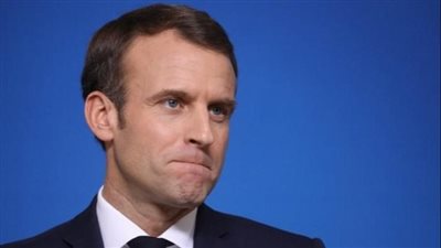ماذا وراء تراجع شعبية ماكرون فجأة؟