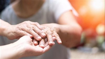 باركنسون.. مرض يهاجم الجهاز العصبي (الاعراض والعلاج)