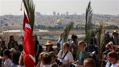 المسيحيون يحيون أحد الشعانين في القدس