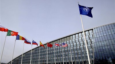 فنلندا والسويد تعتزمان الانضمام للناتو بحلول الصيف