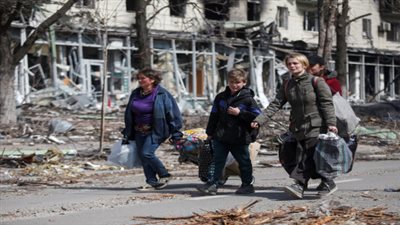  2824 شخصًا تم إجلاؤهم من مدن أوكرانية عبر ممرات إنسانية