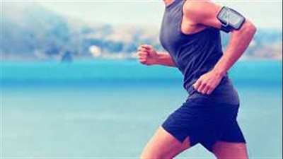 دراسة: روتين تمارين القوة المنتظم يمكن أن يساعد في إضافة سنوات إلى حياة الإنسان