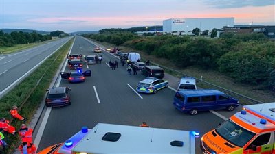 إصابة 40 شخصا في ألمانيا بسبب الجليد