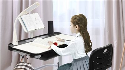 الطريقة الصحيحة لتعديل مكتب الطفل.. تعرف عليها!