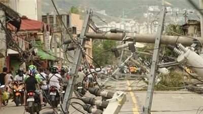 الفلبين.. وفاة شخص وتشريد 17 ألفًا بسبب 