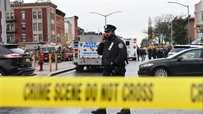 شرطة نيويورك تحدد هوية منفذ الهجوم بإطلاق النار في مترو أنفاق بروكلين