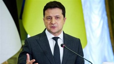 الرئيس الأوكراني يسخر من تأكيد موسكو أن الحرب ضد بلاده تمضي على ما يرام