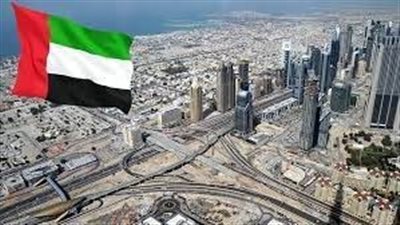 الاقتصاد الرقمي يشكل محورًا رئيسيًا ضمن الخطط الاستراتيجية لتعزيز نمو اقتصاد الإمارات