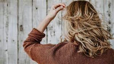  أطعمة مغذية يجب أن ندرجها في نظامنا الغذائي للحصول على شعر صحي