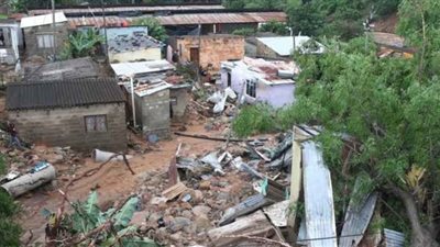 وفاة 395 شخصًا جراء الأمطار في جنوب إفريقيا