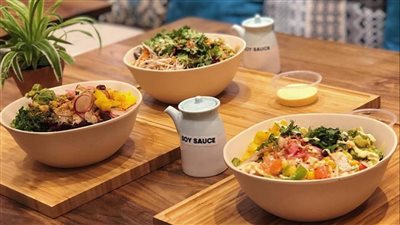 أطباق صحية في دبي مستوحاة من ثقافات العالم.. ما القصة؟