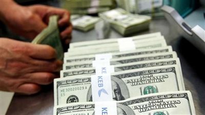 سعر الدولار بمصر وفق بيانات البنك المركزي المصري 18.34 جنيه للشراء و18.43 جنيه للبيع