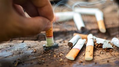 لا يصاب الكثير من المدخنين بسرطان الرئة.. باحثون يكشفون السر!