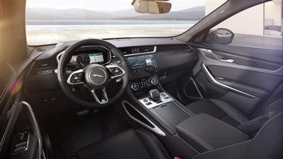 جاجوا تكشف النقاب عن الموديل الجديد من أيقونتها F-Pace