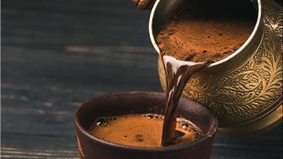 هل كيفية استهلاك القهوة يرتبط بتقليل أو زيادة خطر الإصابة بالسكري؟