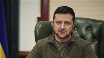 فولوديمير زيلينسكي يشدد على أن بلاده تستعد للمقاومة بقوة ضد الهجوم الروسي