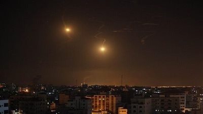 غارات إسرائيلية تطال عدة مواقع جنوبي غزة