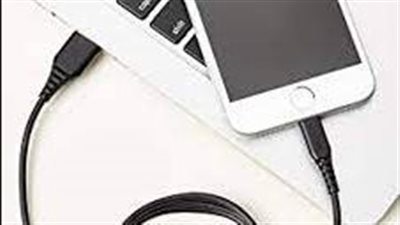 خبير في السلامة يحذر مستخدمي هواتف آي فون.. ما القصة؟