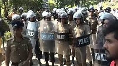 عاجل.. تظاهر المحتجون في شوارع سريلانكا اليوم الثلاثاء (السبب)