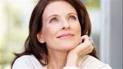 أخصائية تغذية تضع خطة لنظام غذائي مناسب للنساء في الأربعينات