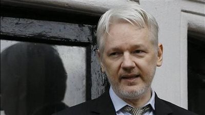 القضاء البريطاني يسمح بتسليم مؤسس 