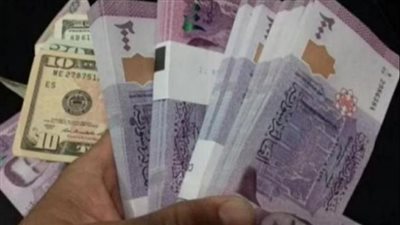 انخفاض سعر الدولار في سوريا خلال مستهل تعاملات اليوم الخميس