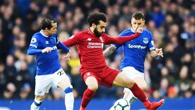 ما هو موعد مباراة ليفربول وإيفرتون في الدوري الإنجليزي؟
