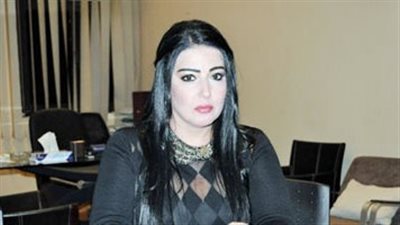 وفاة والدة الفنانة سمية الخشاب 