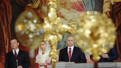 لحضور قداس عيد الفصح.. بوتين يصل كاتدرائية المسيح في موسكو