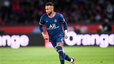 بعد الصافرات.. نيمار يستفز جماهير سان جيرمان 