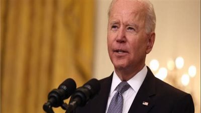 مؤسسات مالية دولية وغربية تعلق على سياسة العقوبات بايدن ضد روسيا