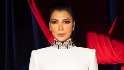 الفنانة السورية أصالة نصري ترد على خبر انفصالها عن فائق حسن (صورة)