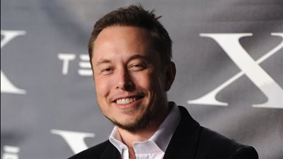 إيلون ماسك يؤكد أن تقنية شرائح الدماغ التي تطورها شركته يمكنها علاج السمنة