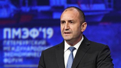  الرئيس البلغاري يرفض تقديم مساعدات عسكرية لأوكرانيا عى نحو قاطع