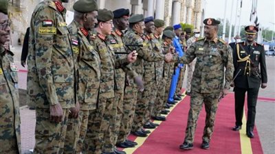 البرهان: الجيش يدعم خيارات الشعب السوداني