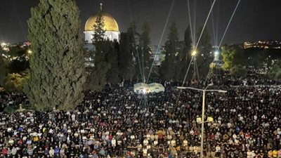 250 ألف فلسطينى يحيون ليلة القدر بالمسجد الأقصى