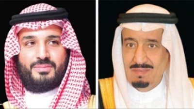 الملك السعودي وولي العهد يهنئان ماكرون بمناسبة إعادة انتخابه لفترة رئاسية جديدة