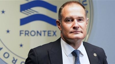 رئيس وكالة الحدود الأوروبية يقدم استقالته