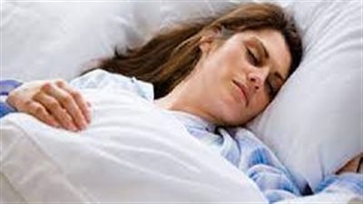 باحثون: 7 ساعات هي القدر المثالي من النوم للأشخاص في منتصف العمر