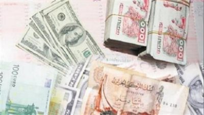 استقرار سعر اليورو والدولار في الجزائر صباح اليوم الأحد 