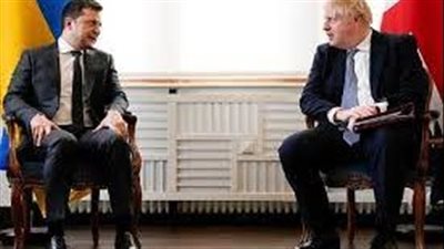 زيلينسكي يناقش مع جونسون مستجدات النزاع العسكري في أوكرانيا 