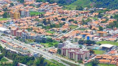 فنزويلا.. اندلاع أعمال شغب عنيفة في مركز احتجاز