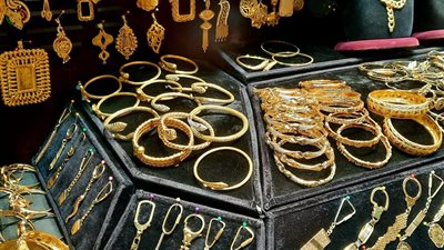  سعر جرام الذهب عيار 21 في العراق اليوم 77.562 ألف دينار 