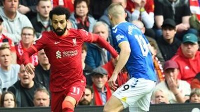 ليفربول يستعد لمواجهة مثيرة مع فياريال بصحبة محمد صلاح 